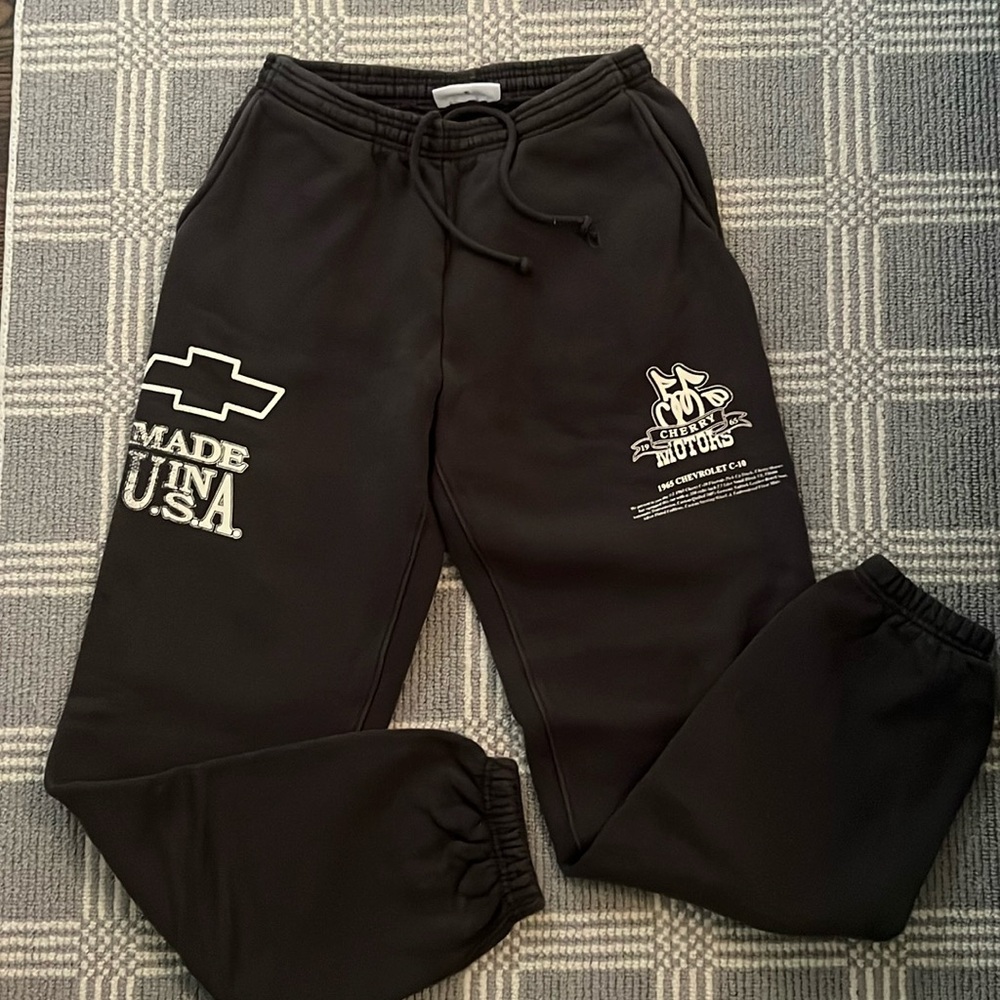 Cherry LA sweatpants